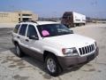 2004 Stone White Jeep Grand Cherokee Laredo 4x4  photo #2