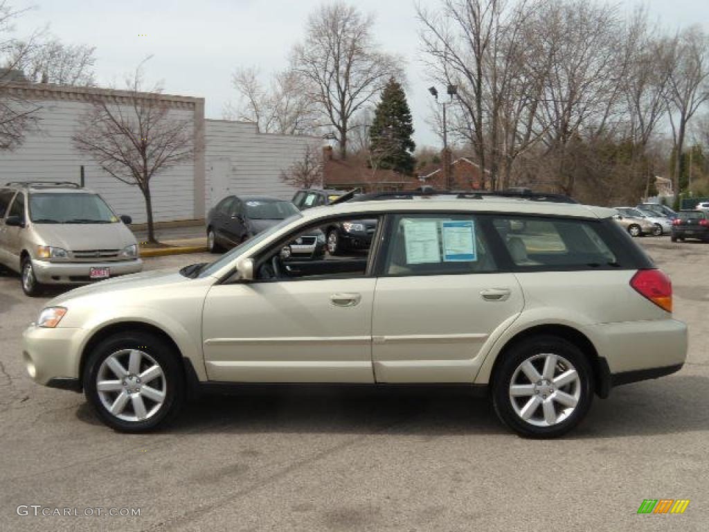 2006 Outback 2.5i Limited Wagon - Champagne Gold Opalescent / Taupe photo #2