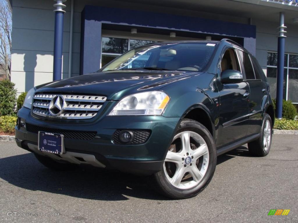 2008 ML 350 4Matic - Jade Green Metallic / Macadamia photo #1