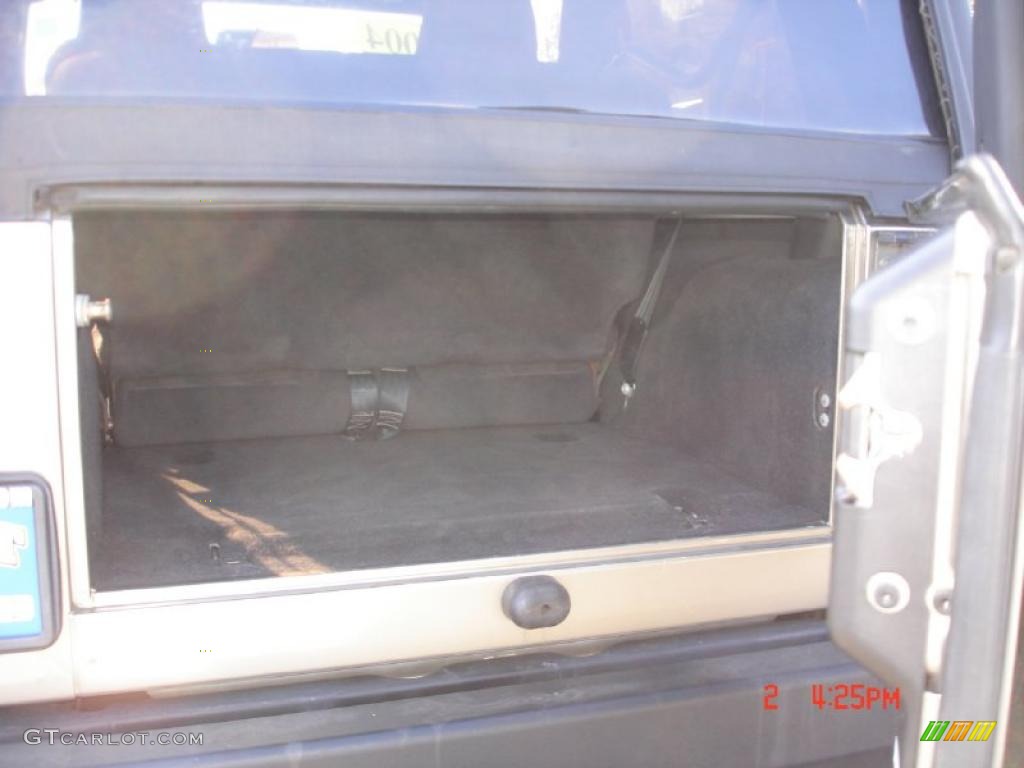 2004 Wrangler Sport 4x4 - Light Khaki Metallic / Dark Slate Gray photo #12