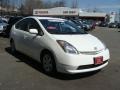 Super White - Prius Hybrid Photo No. 3
