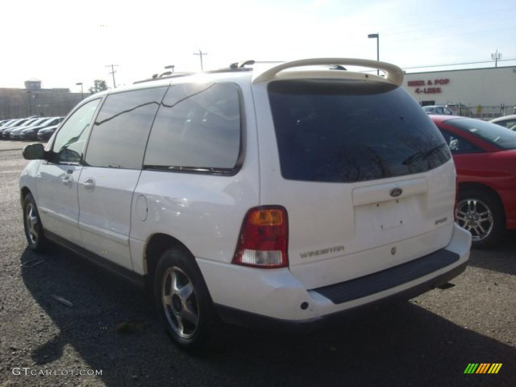 2002 Windstar SE - Vibrant White / Medium Graphite Grey photo #4