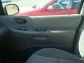 2002 Vibrant White Ford Windstar SE  photo #12