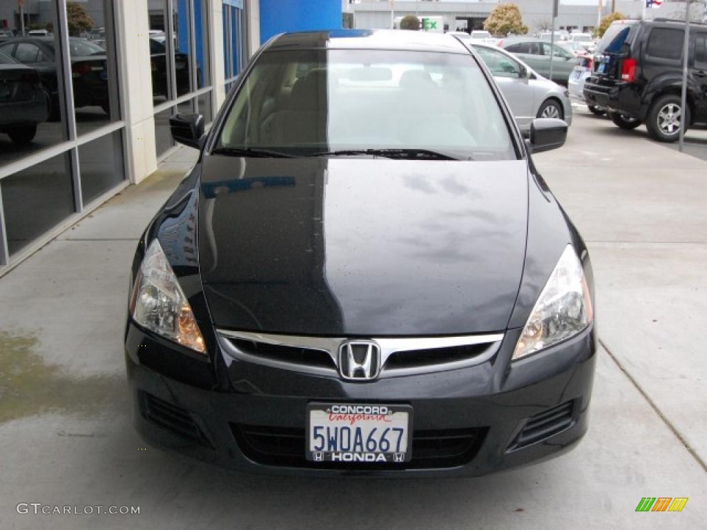 2007 Accord SE Sedan - Nighthawk Black Pearl / Ivory photo #8