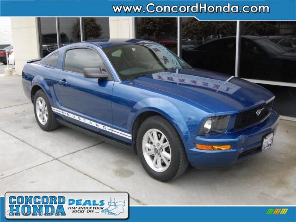 2007 Mustang V6 Premium Coupe - Vista Blue Metallic / Charcoal photo #1