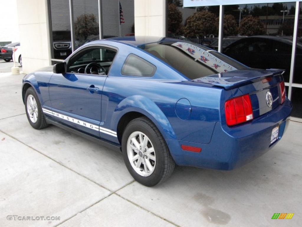2007 Mustang V6 Premium Coupe - Vista Blue Metallic / Charcoal photo #5