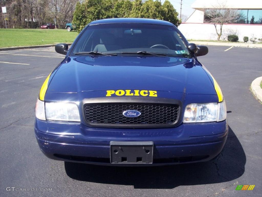 2004 Crown Victoria Police Interceptor - Dark Blue Pearl Metallic / Dark Charcoal photo #15