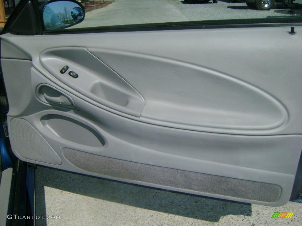 1999 Mustang V6 Coupe - Atlantic Blue Metallic / Light Graphite photo #17