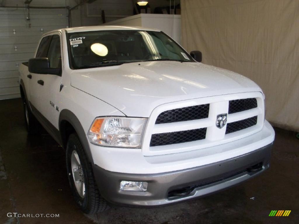 2010 Ram 1500 TRX4 Crew Cab 4x4 - Stone White / Dark Slate/Medium Graystone photo #9