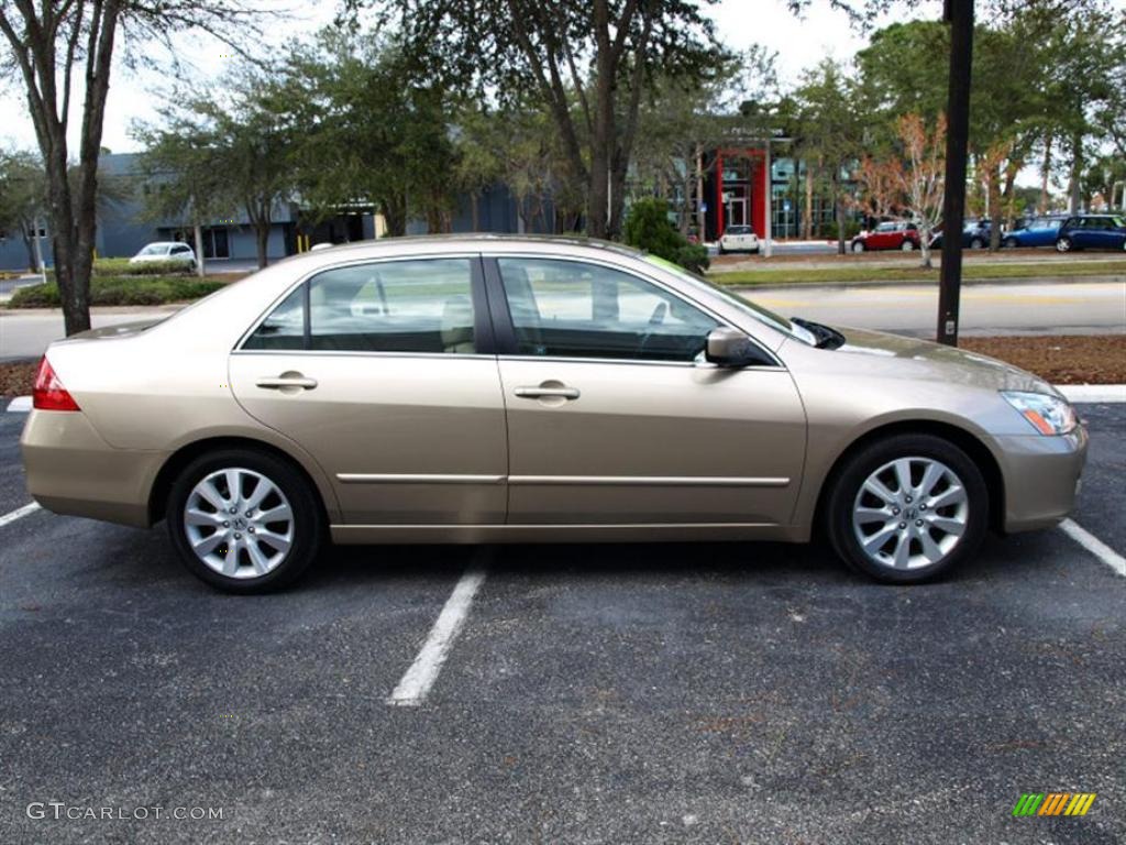 2007 Accord EX-L V6 Sedan - Desert Mist Metallic / Ivory photo #2
