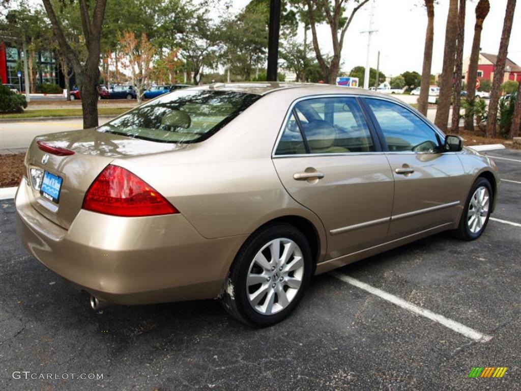 2007 Accord EX-L V6 Sedan - Desert Mist Metallic / Ivory photo #3
