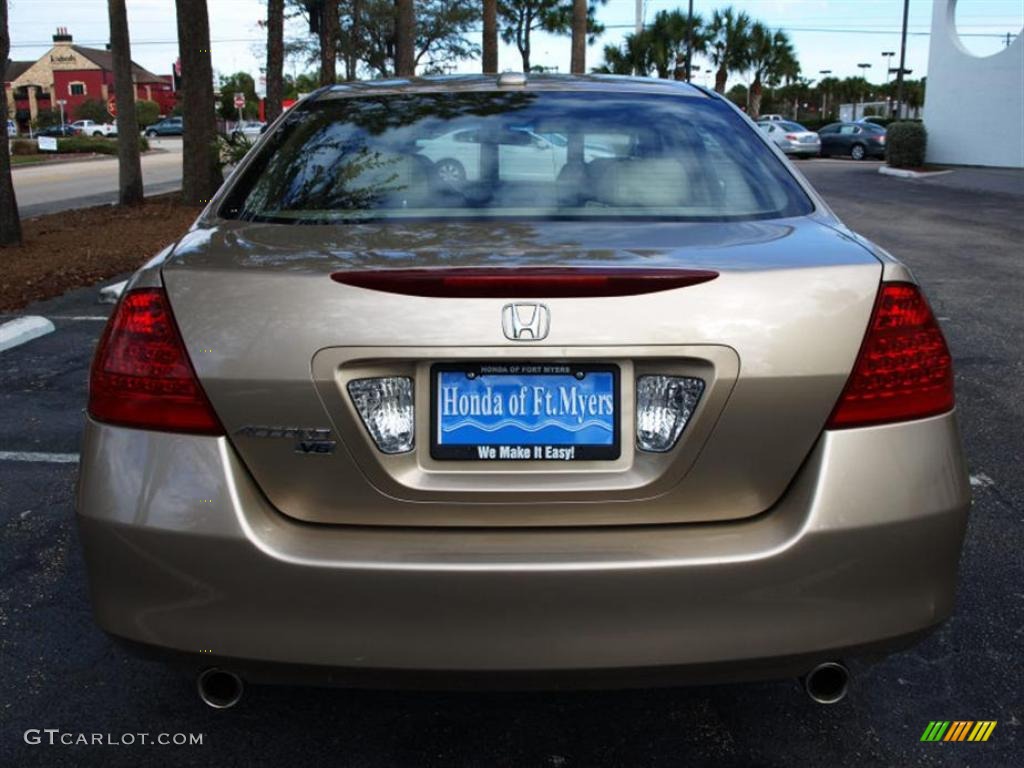 2007 Accord EX-L V6 Sedan - Desert Mist Metallic / Ivory photo #4