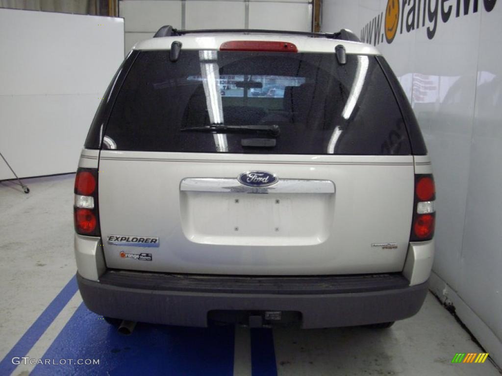 2006 Explorer XLS 4x4 - Silver Birch Metallic / Stone photo #3