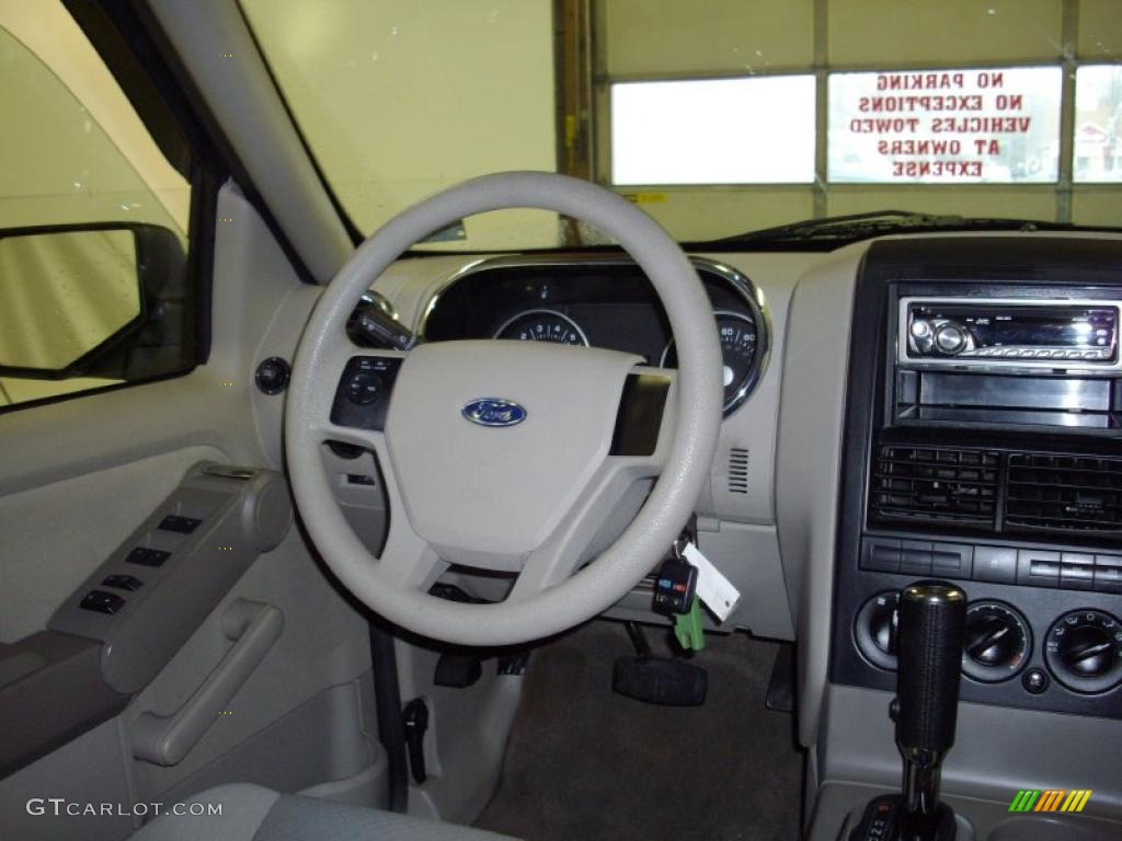 2006 Explorer XLS 4x4 - Silver Birch Metallic / Stone photo #12