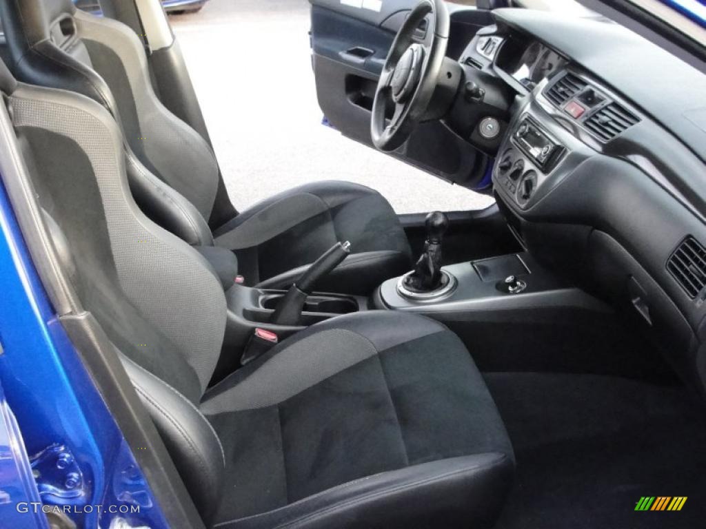 Black Alcantara Interior 2006 Mitsubishi Lancer Evolution IX Photo #28027308