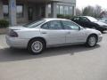 2000 Silvermist Metallic Pontiac Grand Prix SE Sedan  photo #2