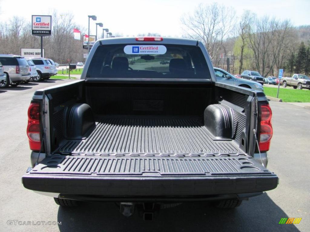 2006 Silverado 1500 LT Crew Cab 4x4 - Graystone Metallic / Dark Charcoal photo #5