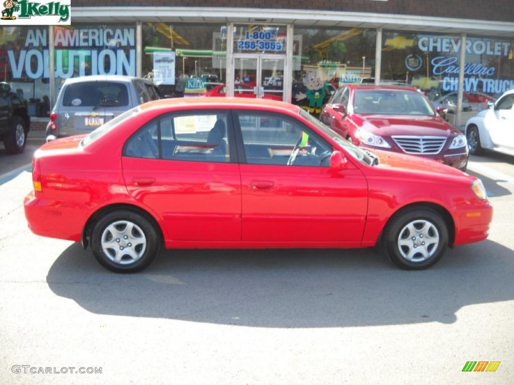 2005 Accent GLS Sedan - Retro Red / Gray photo #2