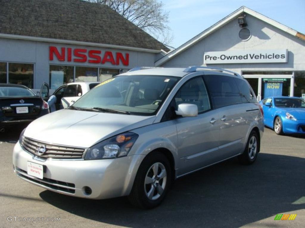 Radiant Silver Nissan Quest