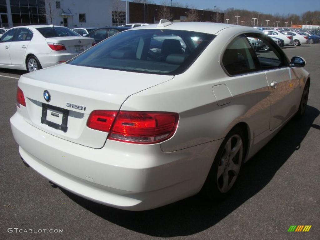 2008 3 Series 328i Coupe - Alpine White / Black photo #5