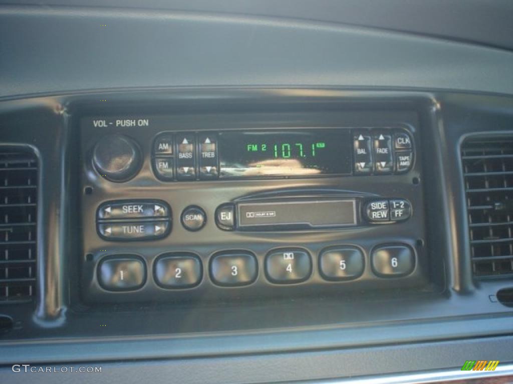 2001 Grand Marquis LS - Light Blue Metallic / Light Graphite photo #23