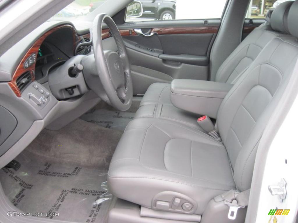 2004 DeVille Sedan - White Diamond / Shale photo #9
