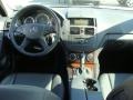 Palladium Silver Metallic - C 300 4Matic Photo No. 10