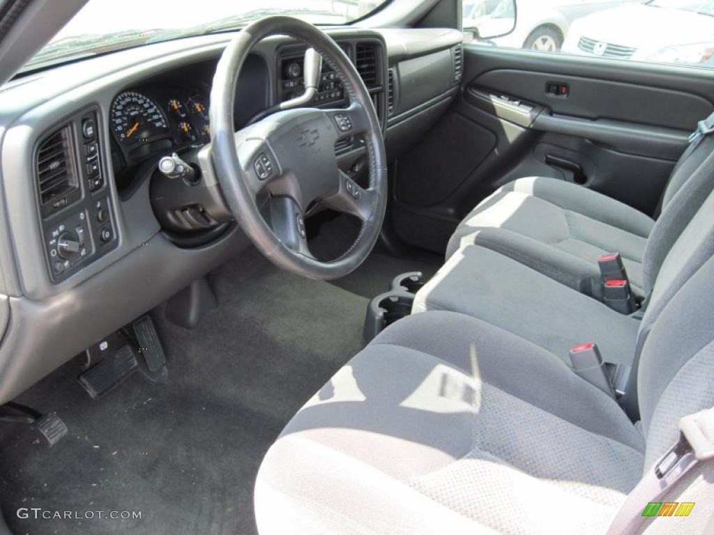 2005 Silverado 1500 Z71 Regular Cab 4x4 - Victory Red / Dark Charcoal photo #13