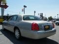 2008 Light French Silk Metallic Lincoln Town Car Signature Limited  photo #3