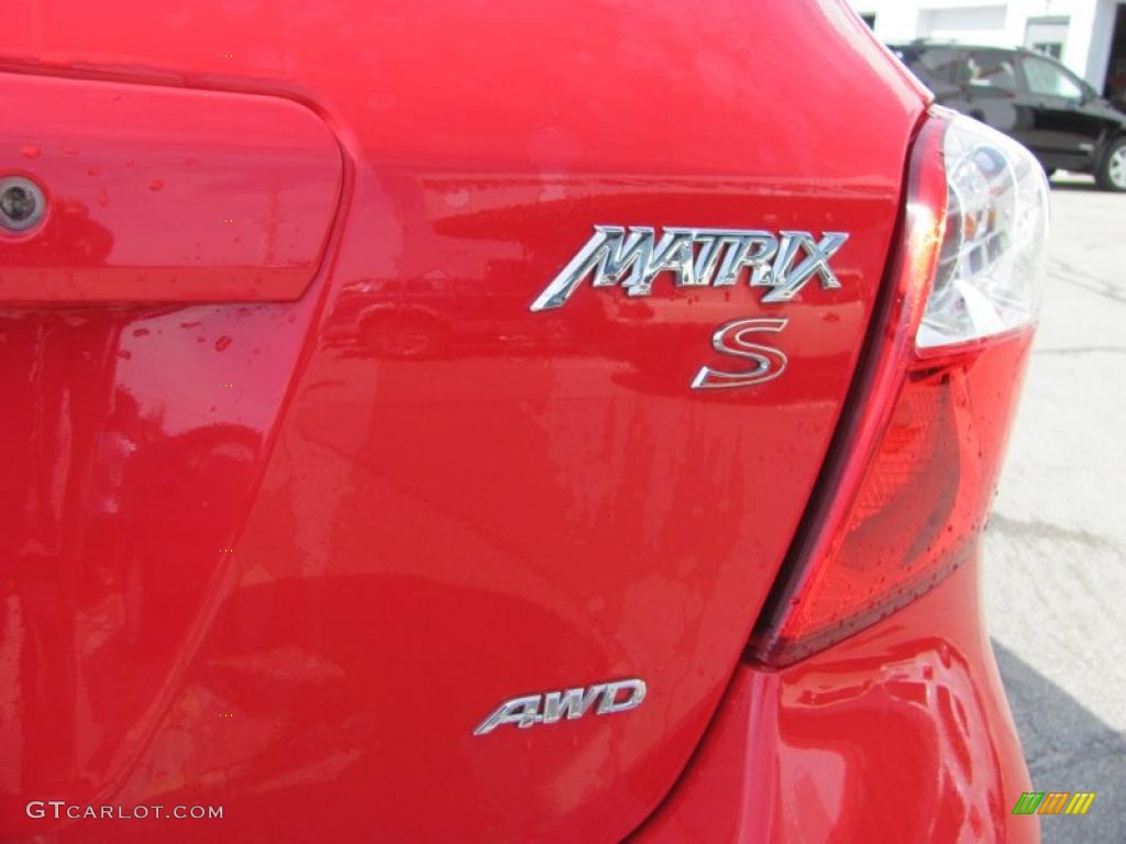 2009 Matrix S AWD - Radiant Red / Ash Gray photo #5