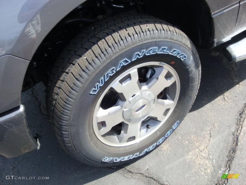 2010 F150 STX SuperCab 4x4 - Sterling Grey Metallic / Medium Stone photo #12