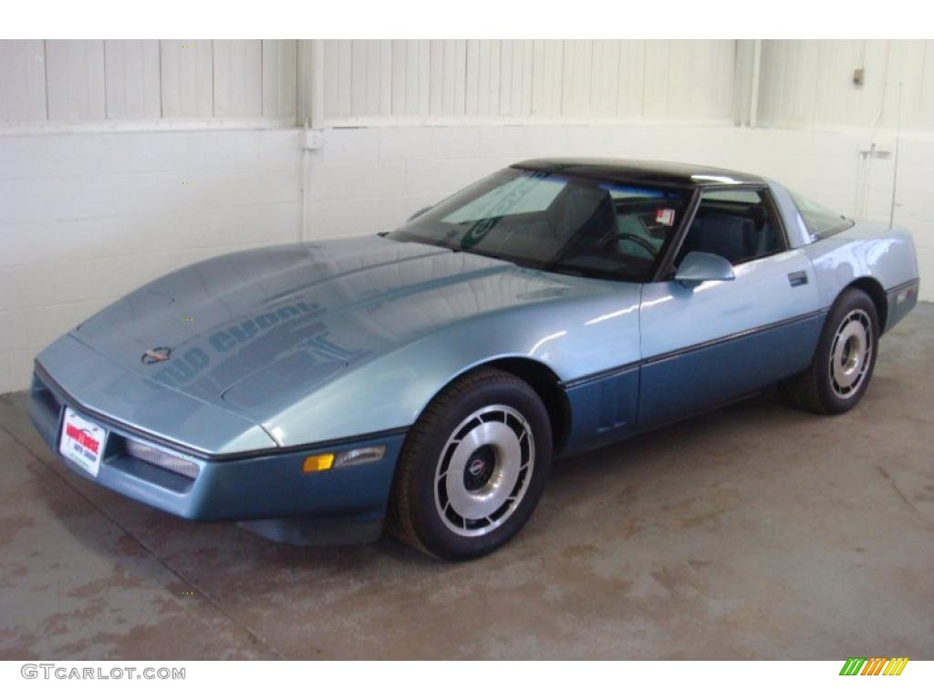 1984 Corvette Coupe - Light Blue Metallic / Medium Blue photo #3