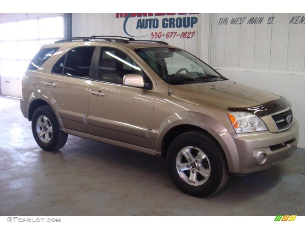 2003 Sorento EX 4WD - Gold Beige / Beige photo #3