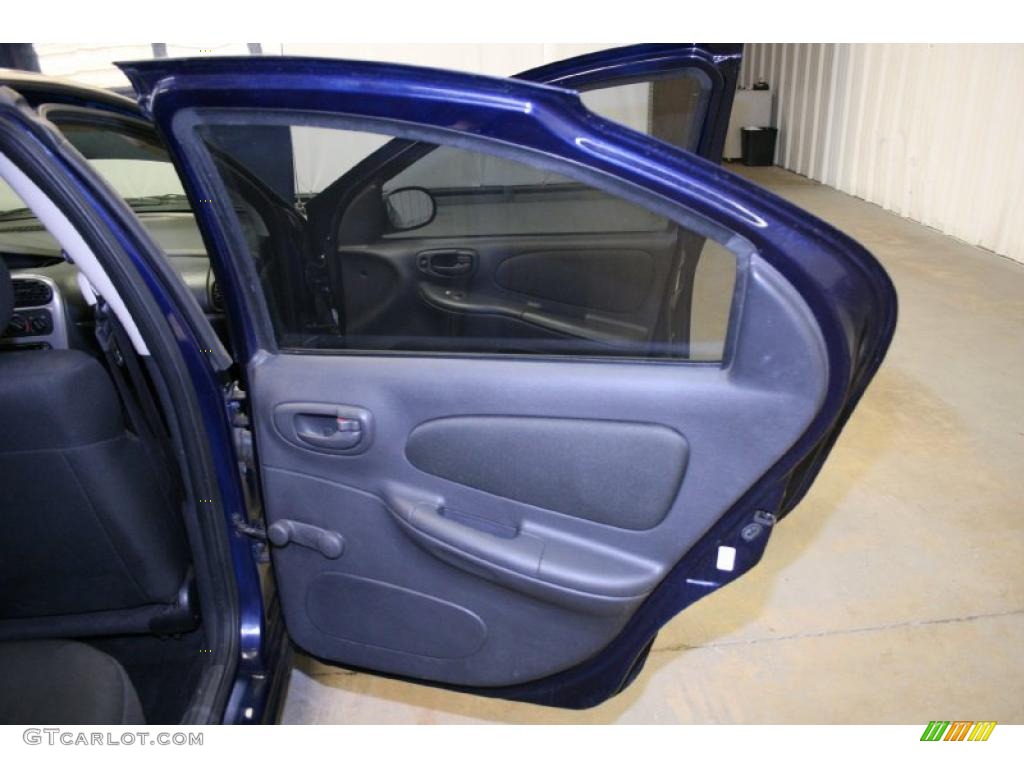 2005 Neon SXT - Midnight Blue Pearlcoat / Dark Slate Gray photo #22