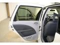 Cool Vanilla White - PT Cruiser LX Photo No. 24