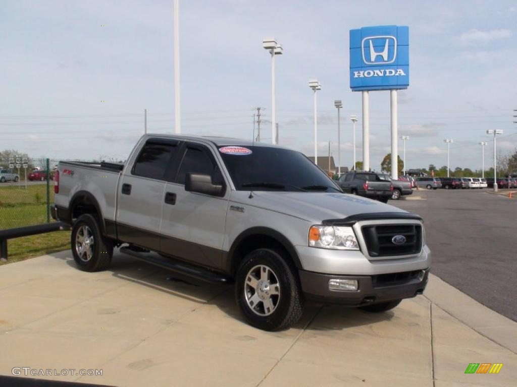 2005 F150 FX4 SuperCrew 4x4 - Silver Metallic / Medium Flint/Dark Flint Grey photo #2