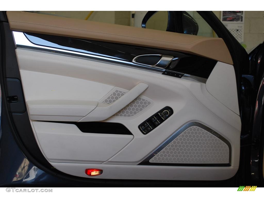 2010 Panamera 4S - Yachting Blue Metallic / Luxor Beige/Cream photo #21