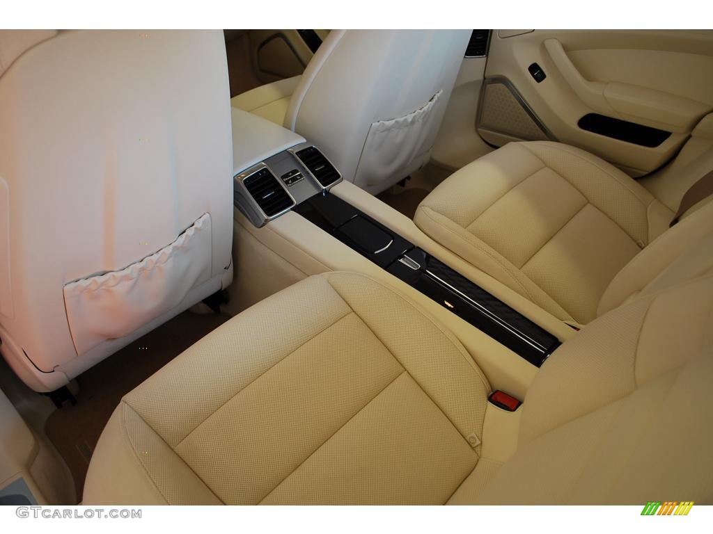2010 Panamera 4S - Yachting Blue Metallic / Luxor Beige/Cream photo #23