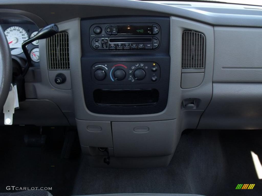 2004 Ram 1500 SLT Quad Cab - Light Almond Pearl / Taupe photo #22