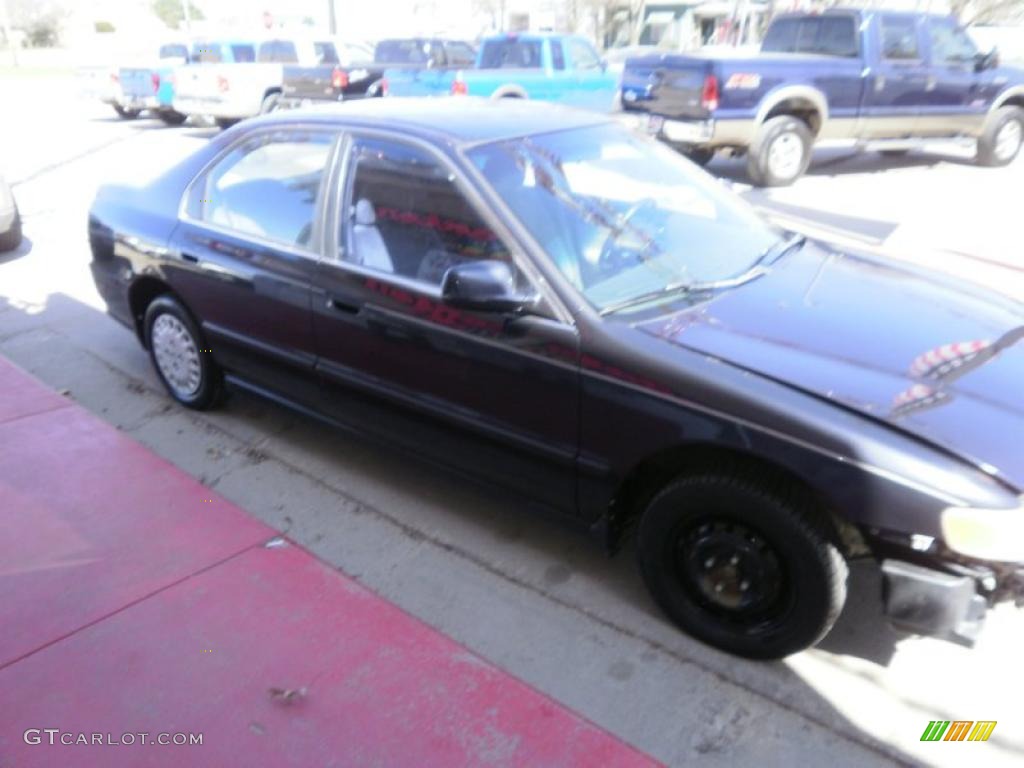 1994 Accord LX Sedan - Granada Black Pearl / Black photo #2