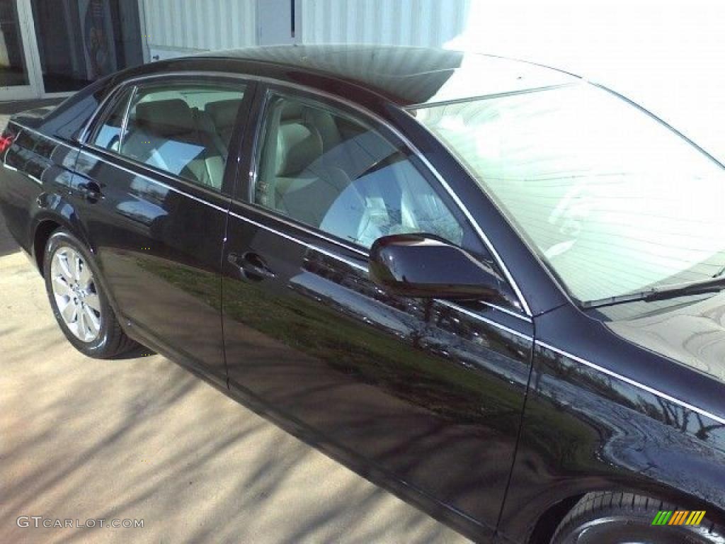 2007 Avalon XLS - Black / Light Gray photo #21