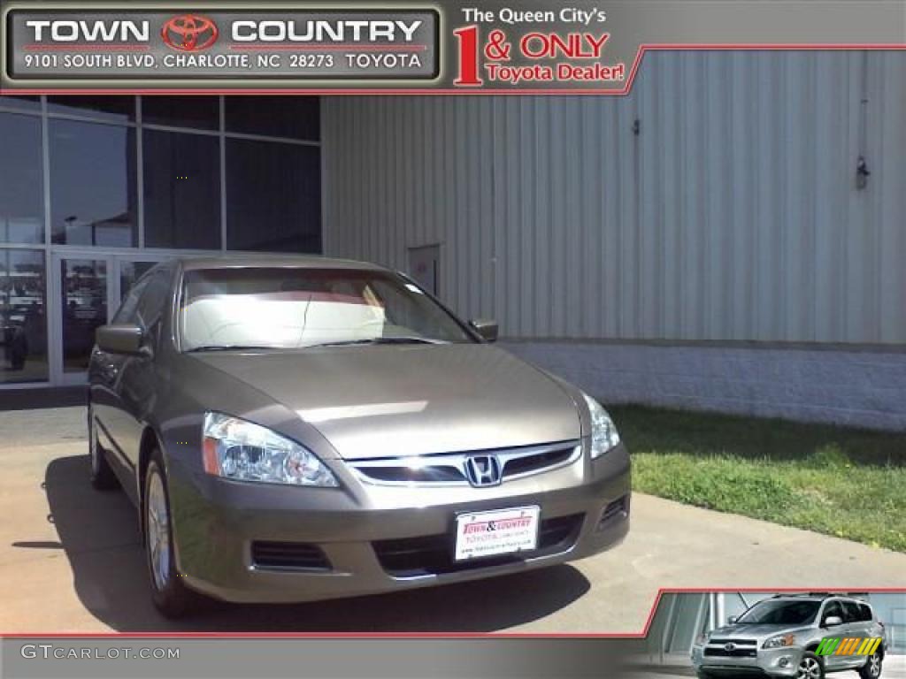 2007 Accord EX Sedan - Carbon Bronze Pearl / Ivory photo #1