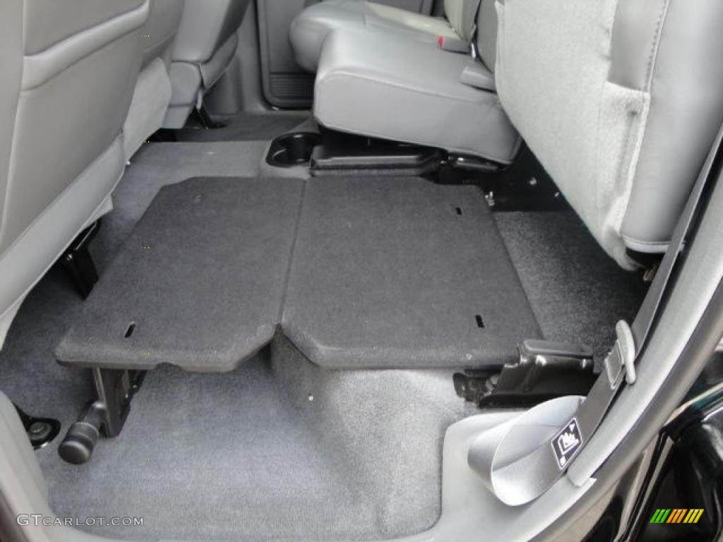 2006 Ram 1500 Laramie Quad Cab 4x4 - Brilliant Black Crystal Pearl / Medium Slate Gray photo #12