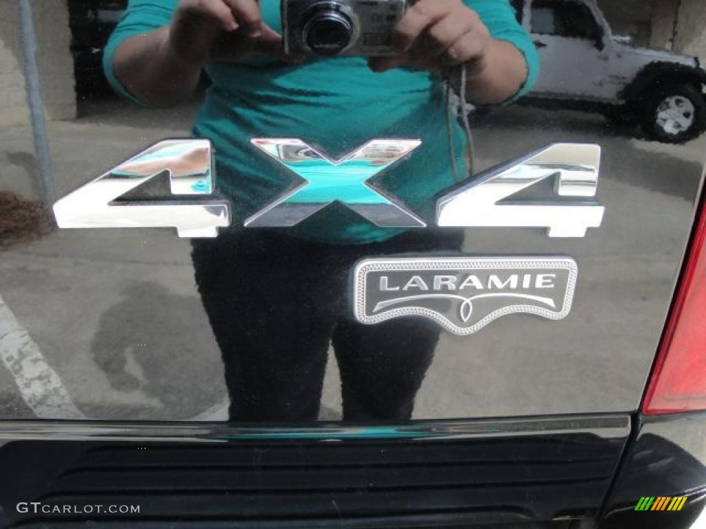 2006 Ram 1500 Laramie Quad Cab 4x4 - Brilliant Black Crystal Pearl / Medium Slate Gray photo #33
