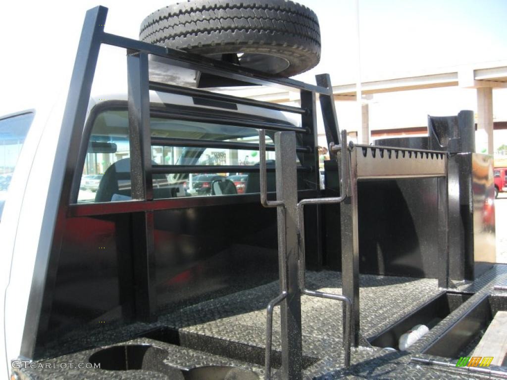 2002 F450 Super Duty Regular Cab Chassis - Oxford White / Medium Graphite photo #7