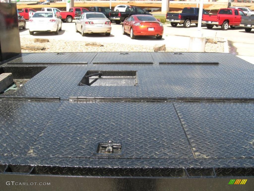 2002 F450 Super Duty Regular Cab Chassis - Oxford White / Medium Graphite photo #10