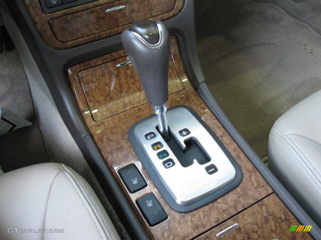 2005 XG350 L - Celadon Green / Beige photo #25