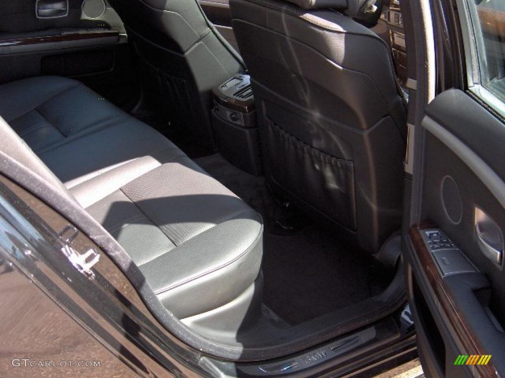 2007 7 Series 750i Sedan - Black Sapphire Metallic / Black photo #17