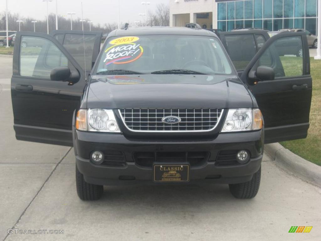 2003 Explorer XLT - Black / Graphite Grey photo #29