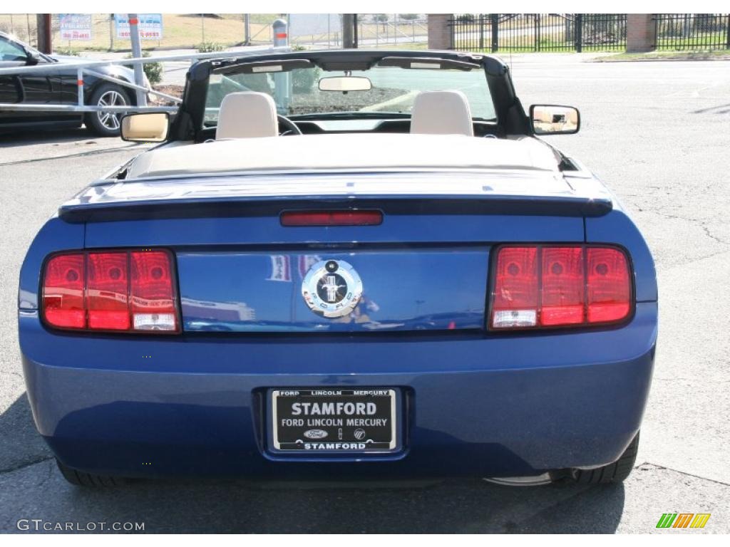 2007 Mustang V6 Premium Convertible - Vista Blue Metallic / Medium Parchment photo #9